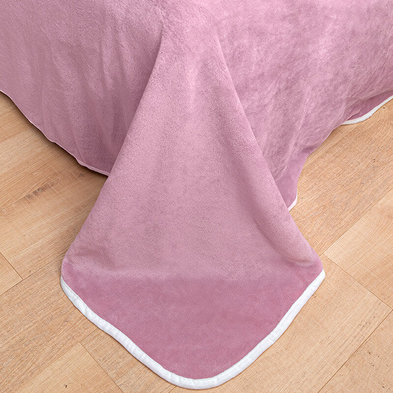 Double-sided Thickened Plush Skin-friendly Comfortable Bed Sheet Set