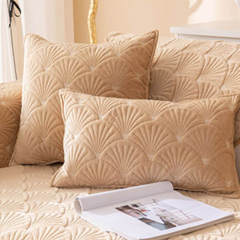 Elegant Shell Pattern Flannel Scratch-Resistant Couch Cover