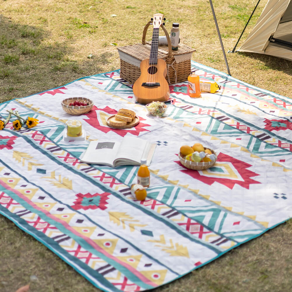 Moroccan Outdoor Ultrasonic Waterproof Foldable Picnic Mat